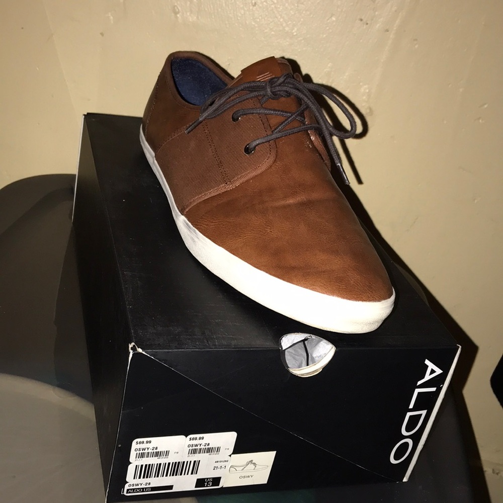 Men’s dress shoes